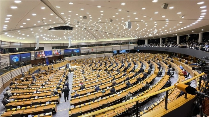 Avrupa Parlamentosu'ndan Ukrayna'ya mali desteğe yeşil ışık